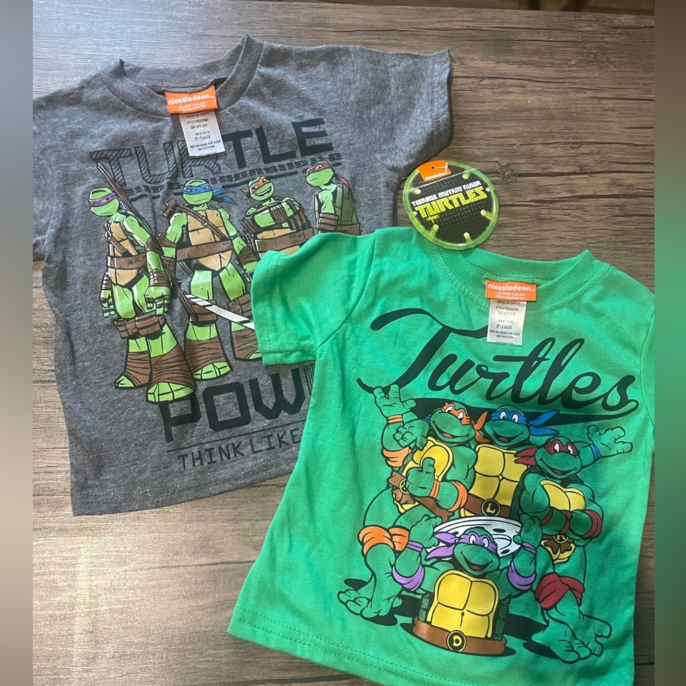 Teenage Mutant Ninja Turtles T-shirts size 2T